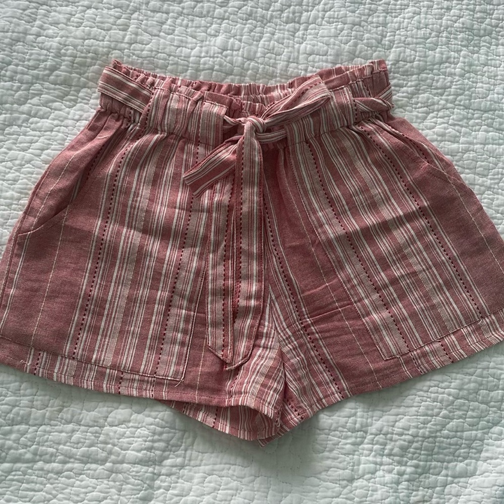 Pink flowy shorts